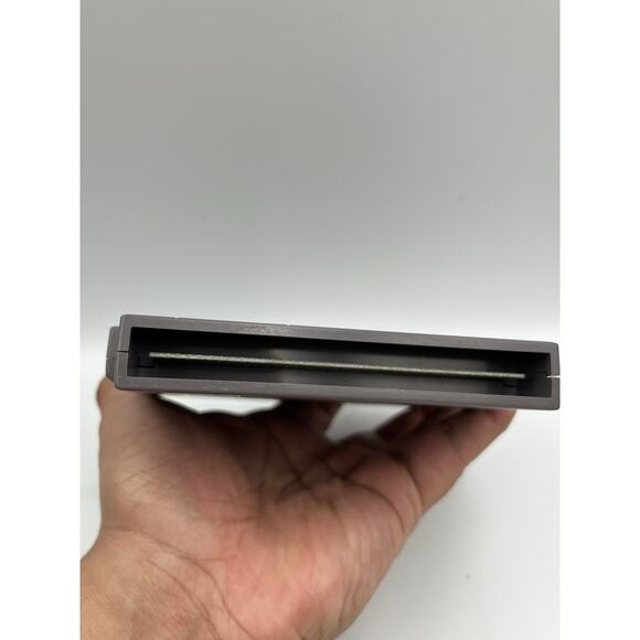 Rush'n Attack (Nintendo Entertainment System, 1987) NES Authentic 5 SCREW! - Picture 3 of 5